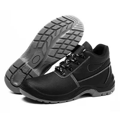 চামড়ার উপরের কাজের জুতা